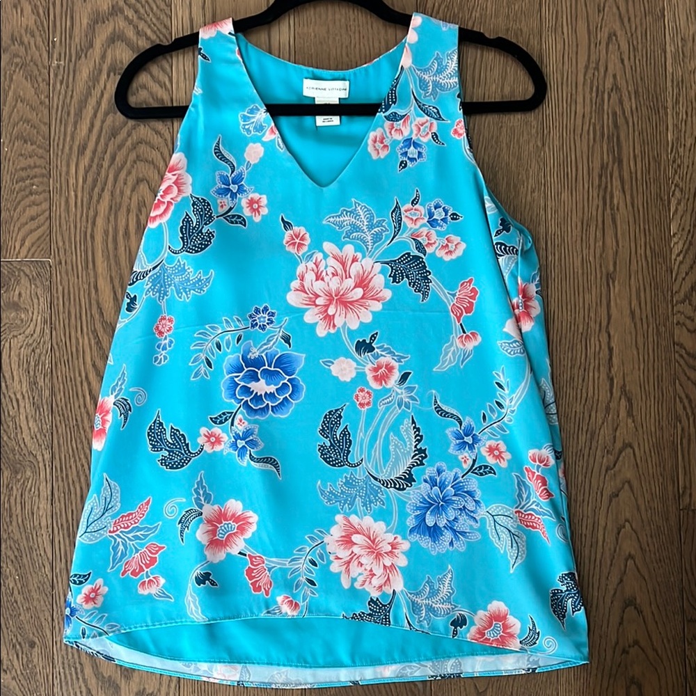 Adrienne Vittadini Blue Floral Tank Top